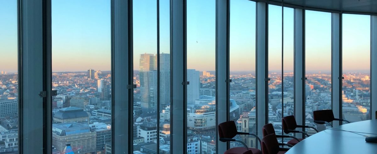 Połączenie uproszczone spółek – kiedy można uprościć procedurę