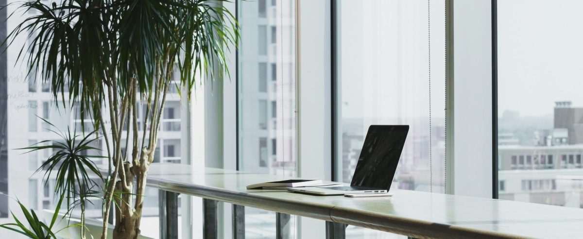 Wzrost limitu VAT w 2026 roku do 240 000 zł – kto zyska na zmianach